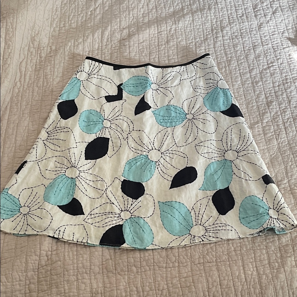 LOFT A-Line Skirt with Floral Pattern in Black and Blue